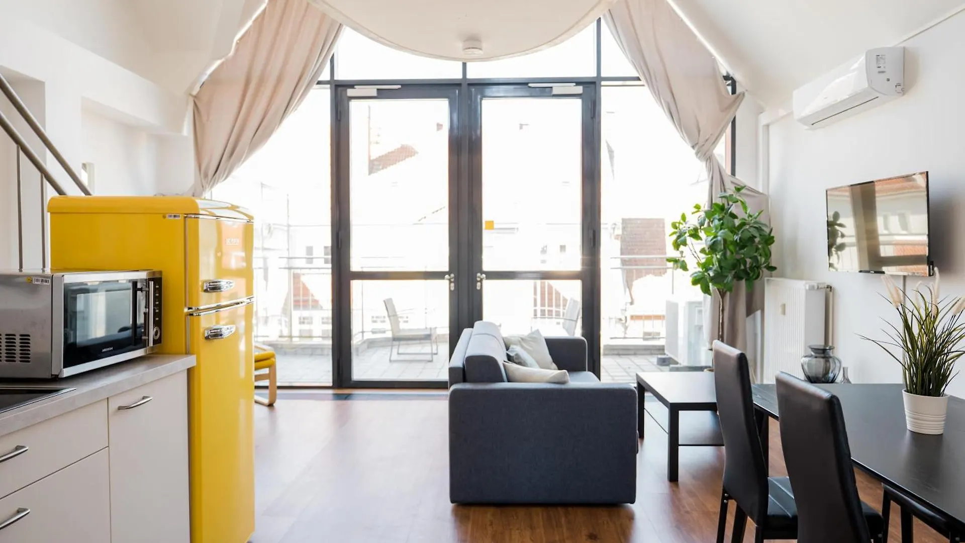 Fantastic Loft With Balcony Apartment Berlin 0*,  Germany